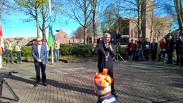 Koningsdag 2015 - Vlag Hijsen en optocht