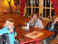 Start Kinderkoor 2013 met Pannenkoeken eten