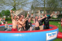 Koninginnedag 2004 - Waterzeskamp (3)