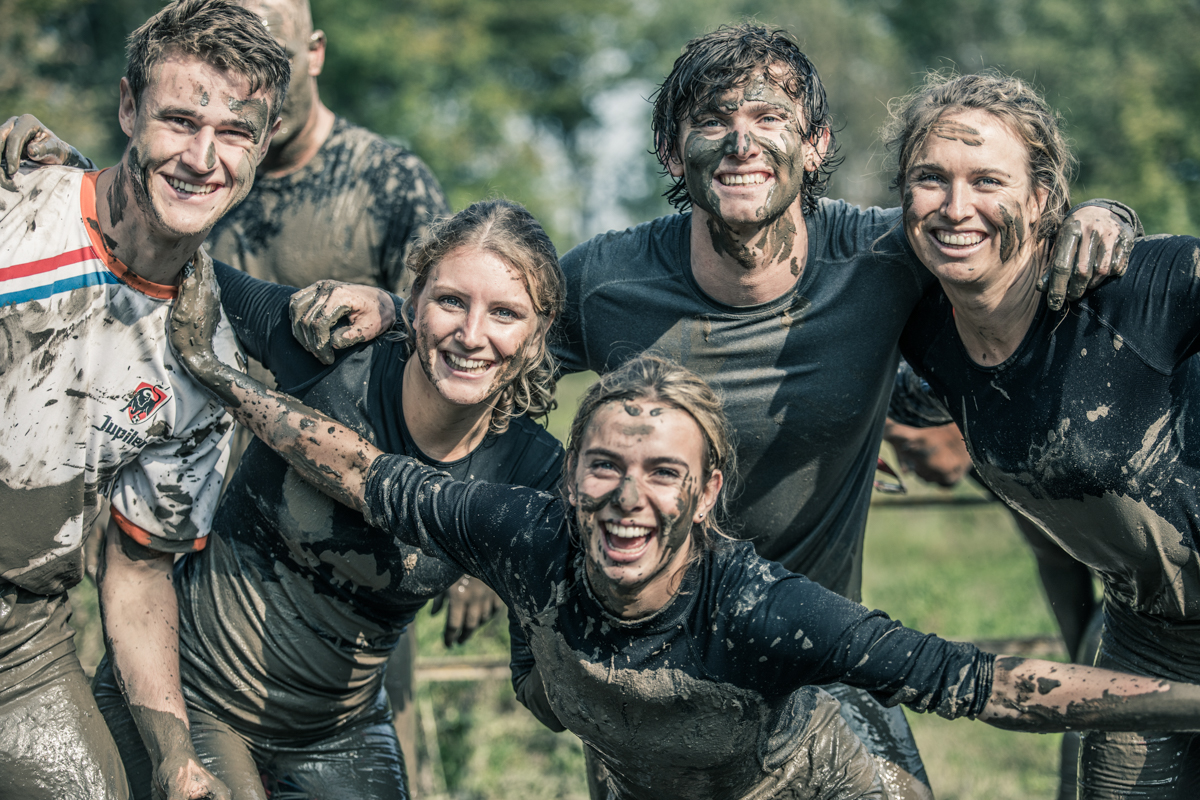 3FM DJ’s Barend en Benner nemen deel aan Mud Masters voor Stichting ALS