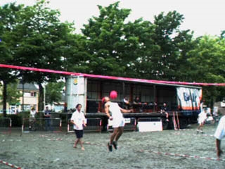 Twins beach-voetvolleybal toernooi