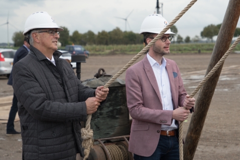 Nieuwbouw pand Remako en Papyrolux gestart