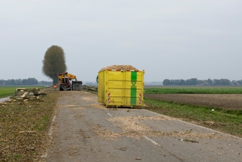 Oldebroekerweg na drie weken weer open