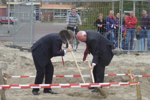 Start bouw winkelcentrum Biddinghuizen