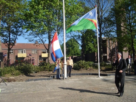 Dorpsbelangen en Stichting De IJsvogel roepen op: hang de vlag uit op Koningsdag