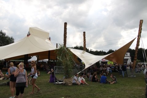 Ruim 200 aanhoudingen op Lowlands