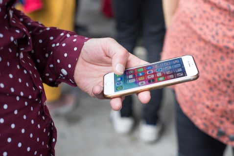 Extra controle op telefoongebruik achter het stuur