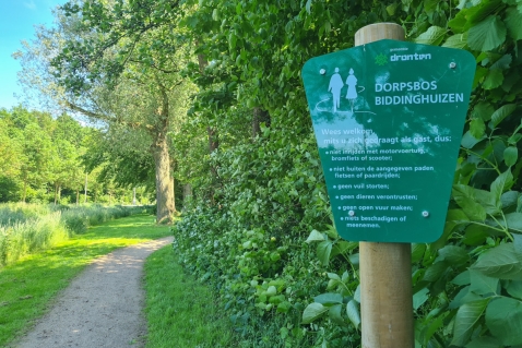 Natuurwandeling door het Dorpsbos Biddinghuizen