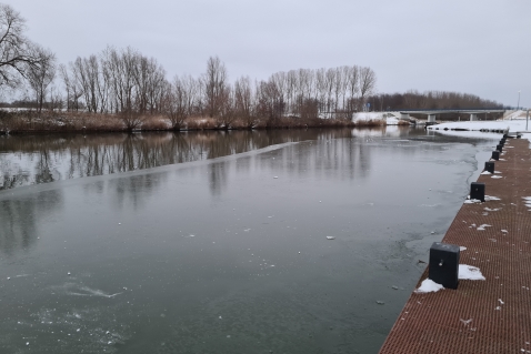 Waterschap en provincie waarschuwen voor schaatsen op vaarten