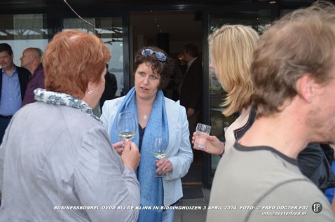 Zomerse borrel met muzikale omlijsting