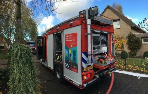 Brandweer Biddinghuizen assisteert bij schuurbrand