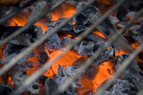 Barbecue op Het Plein met Gemeente