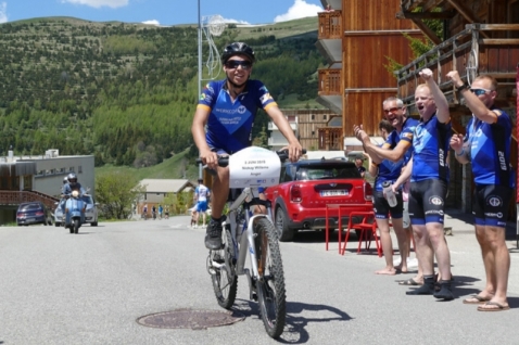 Nickay Willems gaat met alle liefde Alpe d'Huez weer op