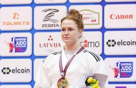 Judoka Sacha Buwalda wint goud in Letland