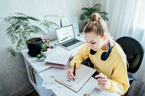 Laat jouw persoonlijkheid en waarden subtiel doorschemeren in je CV