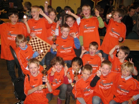 Tamarisk wint schooldammen op alle fronten